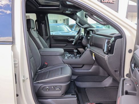 New 2026 GMC Sierra 1500 AT4X AWD/4WD image 33
