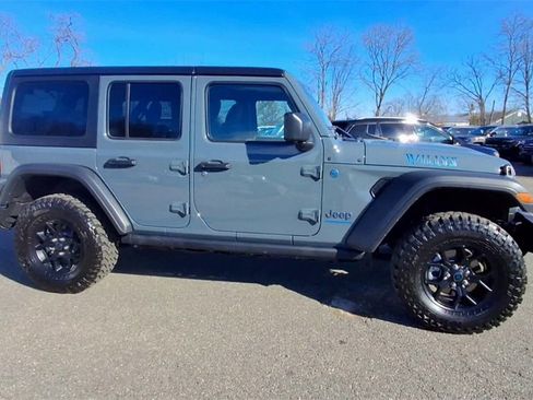 Certified 2025 Jeep Wrangler Unlimited Sport S 4xe image 9