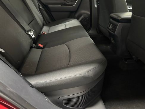 Used 2025 Toyota RAV4 XLE AWD/4WD image 52
