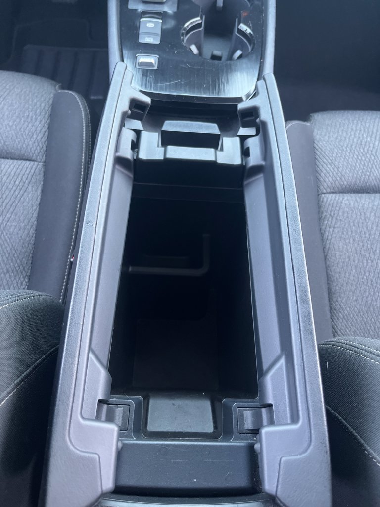 Used 2025 Nissan Rogue SV FWD image 21