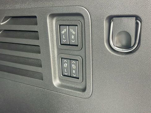 New 2026 Buick Enclave Sport Touring w/ Power Package image 27