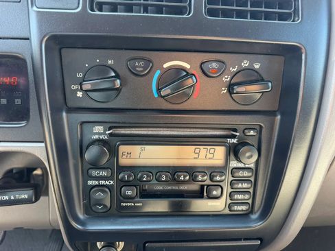 Used 2003 Toyota Tacoma PreRunner RWD image 22