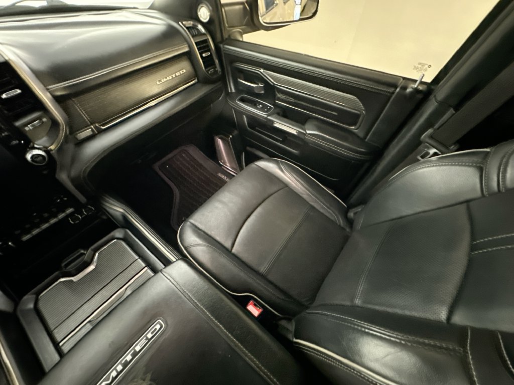 Used 2020 RAM 2500 Limited AWD/4WD image 11