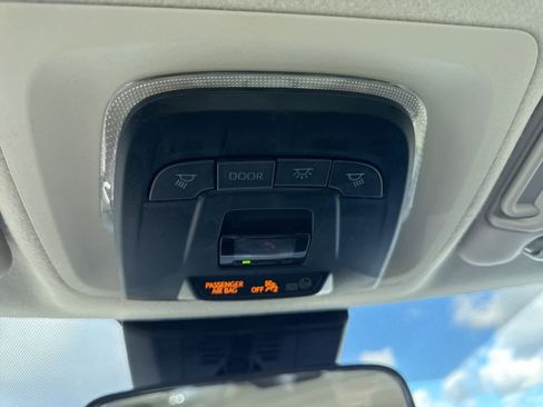 Used 2024 Toyota Corolla LE image 24