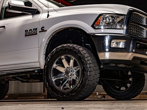 Used 2017 RAM 2500 Laramie image 11