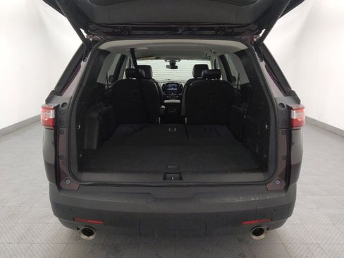 Used 2018 Chevrolet Traverse LT image 29