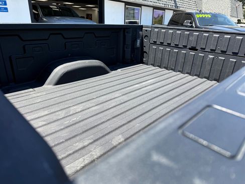 Used 2021 GMC Sierra 2500 Denali w/ Denali Ultimate Package image 14