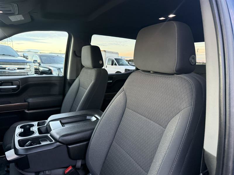 Used 2021 Chevrolet Silverado 1500 RST AWD/4WD image 27