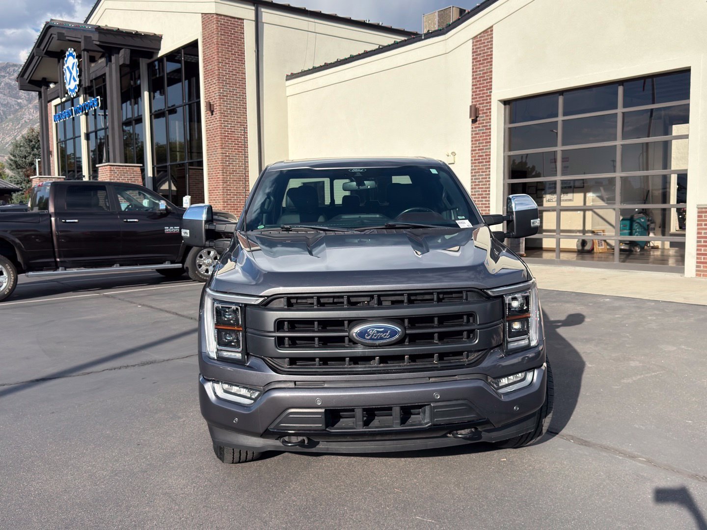 Used 2022 Ford F150 Lariat w/ Equipment Group 502A High AWD/4WD image 3