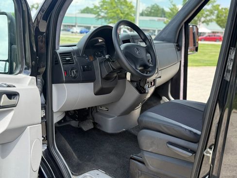 Used 2015 Mercedes-Benz Sprinter 3500 w/ Window Fleet Package image 15