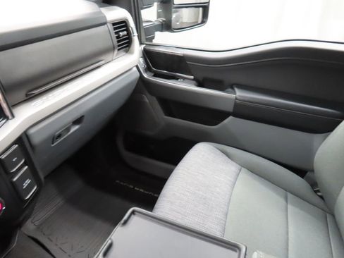 Used 2024 Ford F250 XLT w/ Black Appearance Package image 34