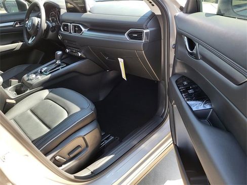 New 2025 MAZDA CX-5 AWD 2.5 S w/ Preferred Package image 7