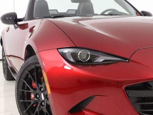 Used 2024 MAZDA MX-5 Miata Club w/ Brembo/BBS Recaro Package image 20