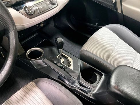 Used 2014 Toyota RAV4 XLE image 20