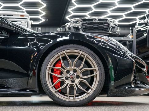 Used 2023 Chevrolet Corvette Z06 w/ Stealth Interior Trim Package image 10