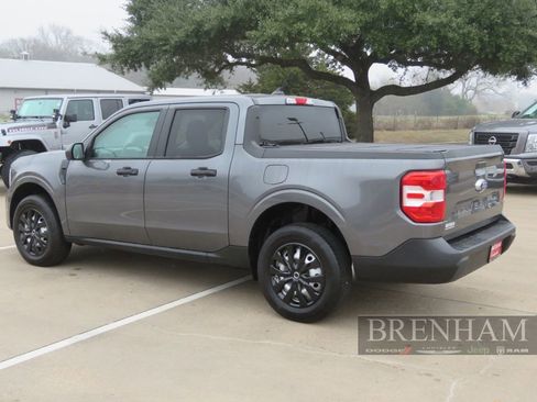 Used 2022 Ford Maverick XL image 5