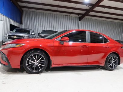 Used 2021 Toyota Camry SE w/ Convenience Package