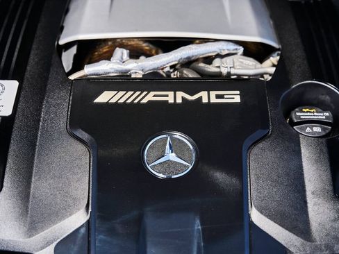 Used 2024 Mercedes-Benz AMG GT 63 image 21