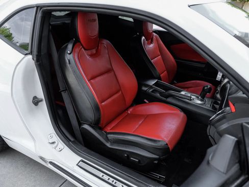 Used 2014 Chevrolet Camaro SS w/ RS Package RWD image 36