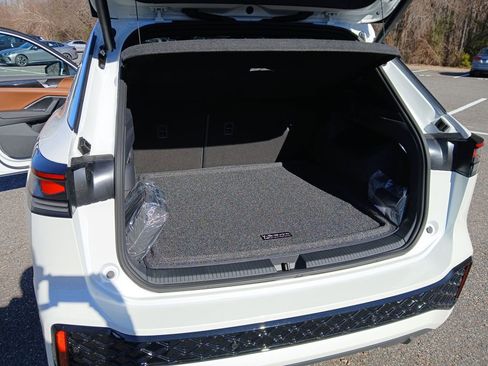 New 2026 Volkswagen Tiguan SEL R-Line image 23