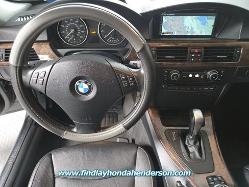 Used 2010 BMW 328i Sedan RWD image 18