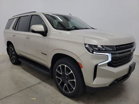 Used 2021 Chevrolet Tahoe RST w/ Luxury Package image 4