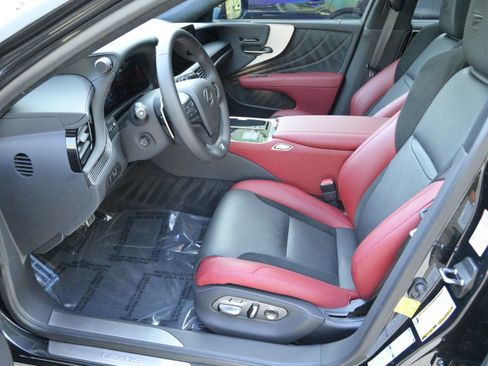 Used 2024 Lexus LS 500 F Sport image 20