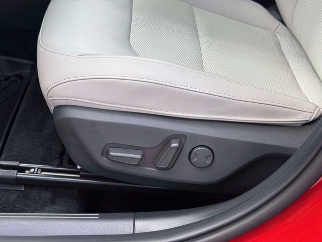 Used 2024 Kia Niro EX FWD image 19