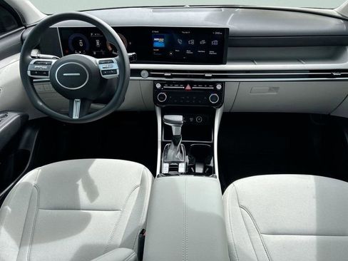 New 2026 Hyundai Tucson SEL image 16