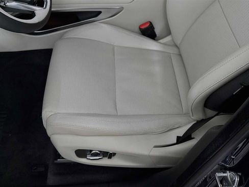 New 2026 Jaguar F-PACE R-Dynamic S image 21