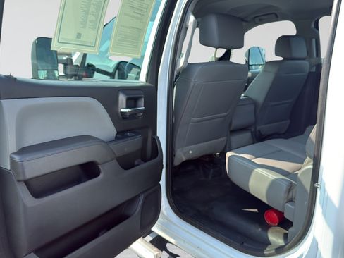 Used 2019 Chevrolet Silverado 3500 W/T AWD/4WD image 34