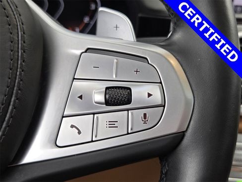 Certified 2022 BMW M760i xDrive w/ Luxury Rear Seating Package image 39