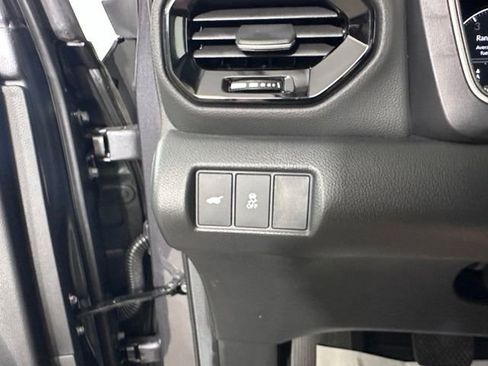 Used 2025 Honda Pilot Touring image 26