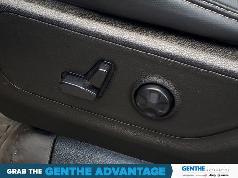 Used 2019 RAM 1500 Sport w/ Level 2 Equipment Group image 11