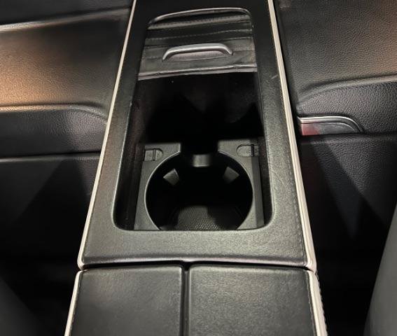 Used 2015 Mercedes-Benz SL 550 w/ White Arrow Edition image 27