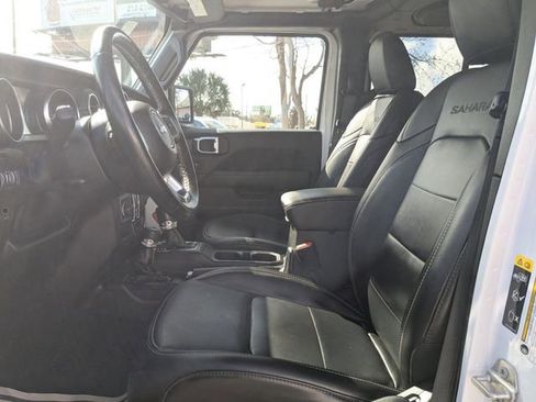 Used 2021 Jeep Wrangler Unlimited Sahara w/ Cold Weather Group image 25