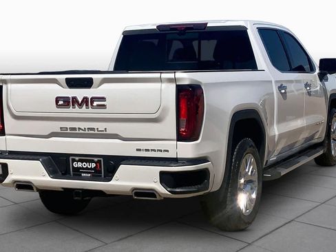 Used 2024 GMC Sierra 1500 Denali w/ Technology Package AWD/4WD image 13