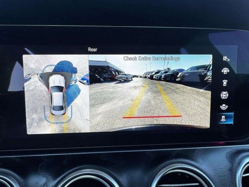 Used 2023 Mercedes-Benz E 350 Sedan image 30