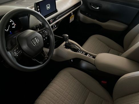 New 2026 Honda HR-V LX image 7