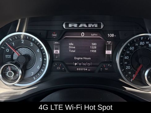 Used 2023 RAM 1500 Laramie AWD/4WD image 17