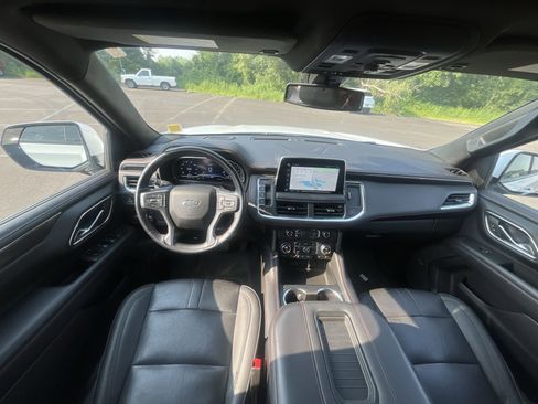 Used 2022 Chevrolet Tahoe RST w/ Sport Performance Package image 21