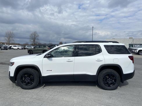 Used 2023 GMC Acadia AT4 w/ GMC Pro Grade Package image 7