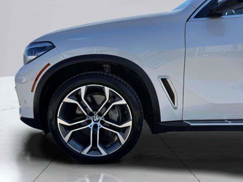 Used 2020 BMW X5 xDrive50i w/ Premium Package AWD/4WD image 63