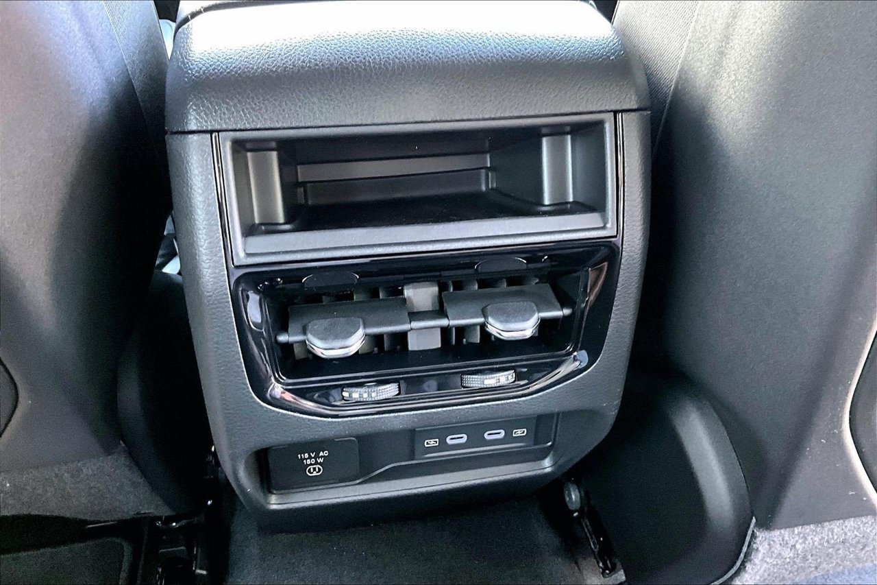New 2027 Jeep Grand Cherokee Altitude AWD/4WD image 15