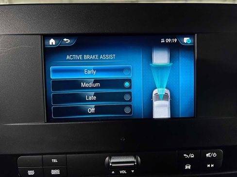 Used 2023 Mercedes-Benz Sprinter 3500 image 29