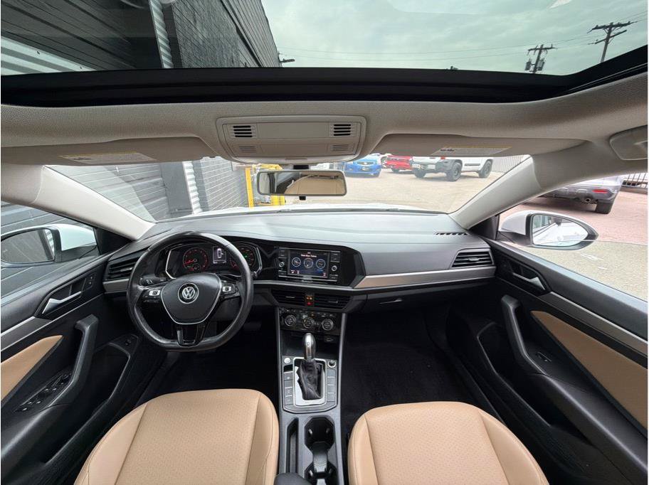 Used 2019 Volkswagen Jetta SE FWD image 13