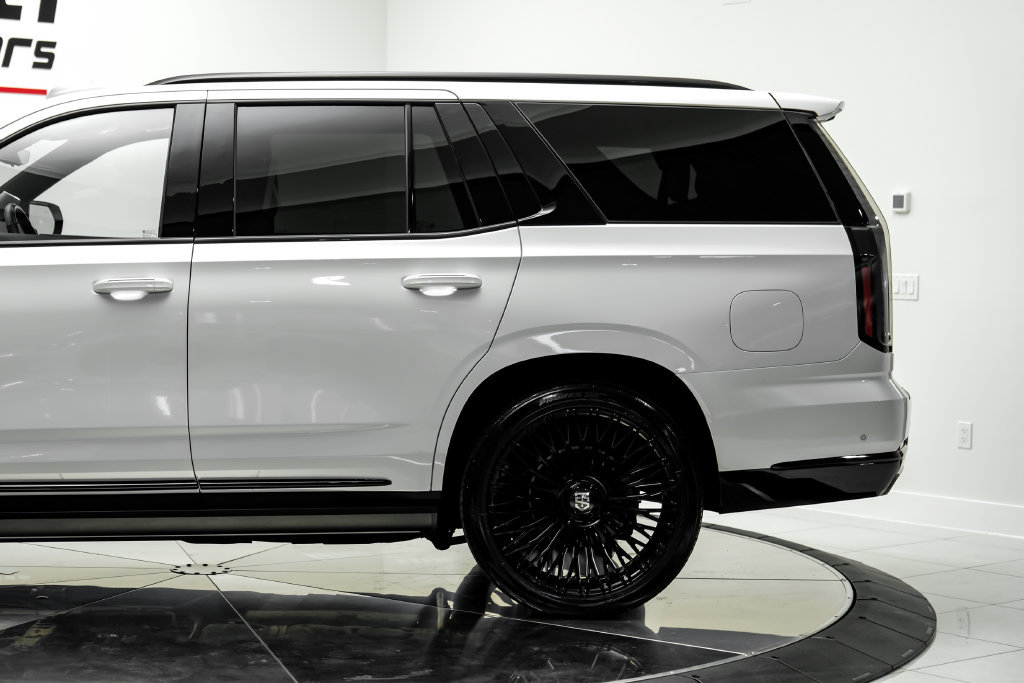 Used 2025 Cadillac Escalade Sport Platinum AWD/4WD image 15