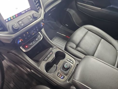 Used 2023 GMC Acadia SLT w/ Preferred Package AWD/4WD image 26