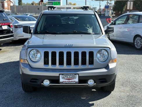 Used 2017 Jeep Patriot High Altitude image 4