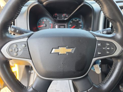 Used 2015 Chevrolet Colorado LT w/ Luxury Package RWD image 36